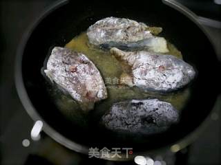柠香煎鲅鱼的做法步骤：5