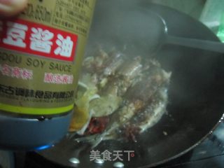 红烧鲅鱼土豆块的做法步骤：9