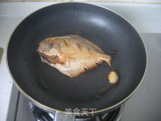 【粤菜】一品鲳鱼的做法步骤：4