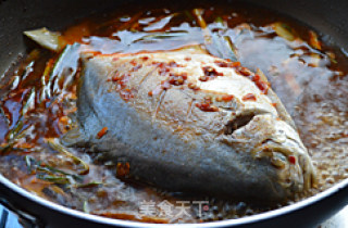红烧鲳鱼的做法步骤：9