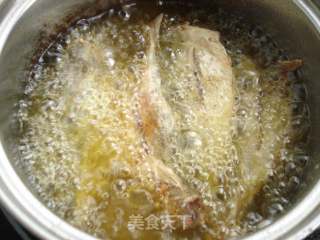 干炸椒盐沙丁鱼的做法步骤：4