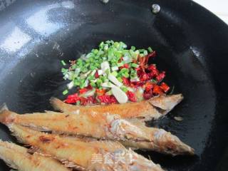 红烧沙丁鱼的做法步骤：7