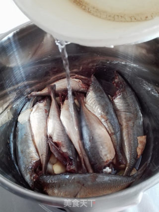 #妈妈的味道#焖酥鱼的做法步骤：7