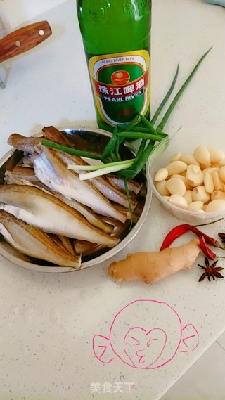 啤酒沙丁鱼的做法步骤：1