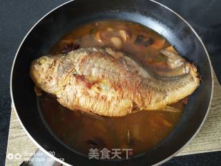 平底锅炖大黄花鱼的做法步骤：6