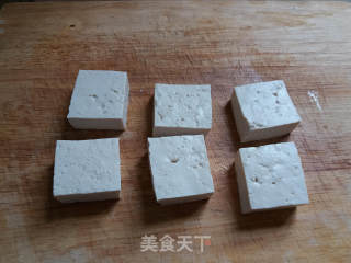 黄花鱼烧豆腐的做法步骤：4