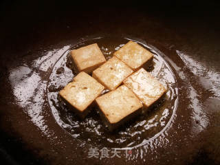 黄花鱼烧豆腐的做法步骤：5