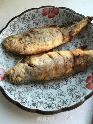 腊肠焖黄花鱼的做法步骤：5