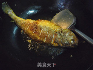 【天津】干烧黄花鱼的做法步骤：4