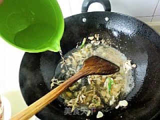 【鲁菜】---煎熬黄花鱼的做法步骤：9