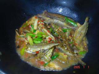 干锅小黄鱼的做法步骤：8