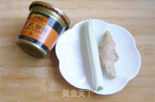 鲁菜中的经典之味——酱焖黄花鱼的做法步骤：3