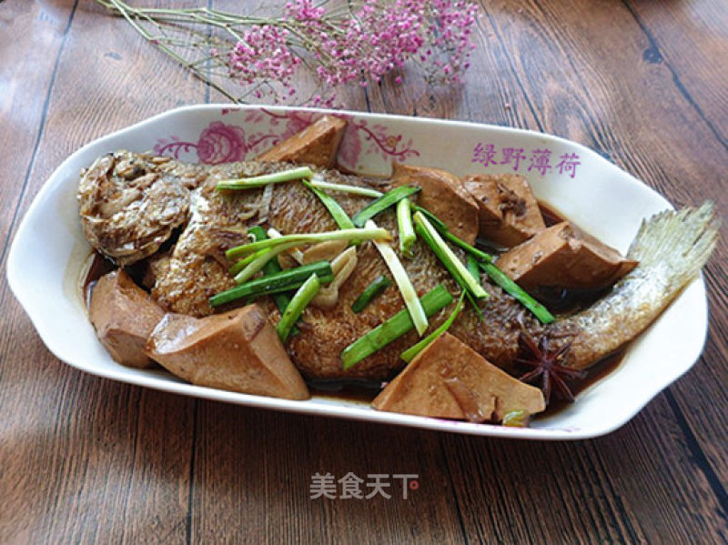 【天津】黄花鱼煨豆腐的做法