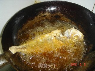 干烧黄鱼的做法步骤：3