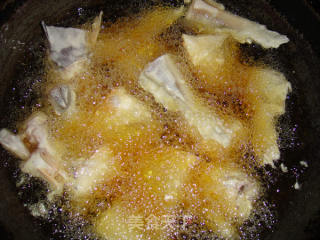 炸黄花鱼块的做法步骤：5