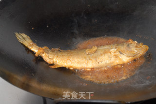 [浙菜]生抽王烧黄花鱼的做法步骤：8