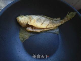 麻椒黄花鱼的做法步骤：4