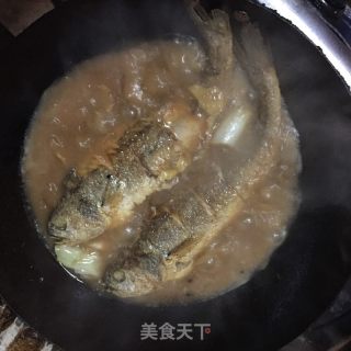 烧黄花鱼的做法步骤：6