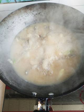 黄花鱼炖豆腐的做法步骤：4