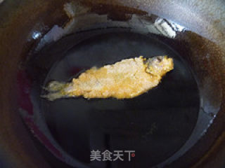 香炸椒盐小黄鱼的做法步骤：6