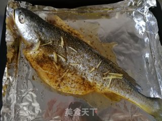 烤黄花鱼的做法步骤：2