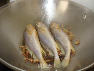 鼓油水小黄鱼的做法步骤：5