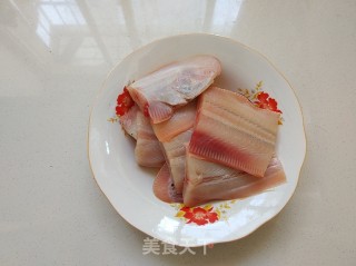 【四川】豆瓣鱼块的做法步骤：2