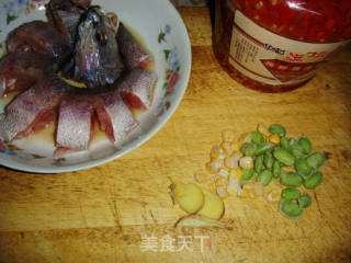 剁椒米鱼的做法步骤：2