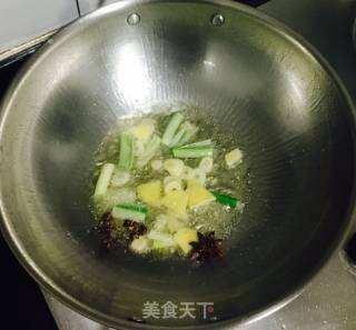 安康鱼炖冻豆腐的做法步骤：5