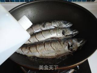 酱烧鲐鲅鱼的做法步骤：7