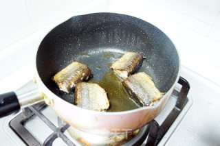 柠香秋刀鱼的做法步骤：4