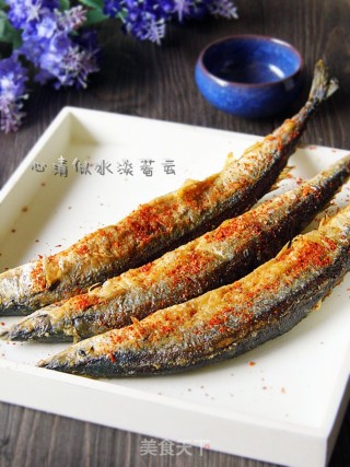 香煎麻辣秋刀鱼的做法步骤：9