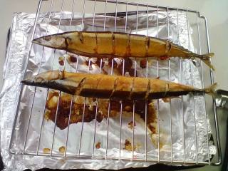 烤秋刀鱼的做法步骤：7