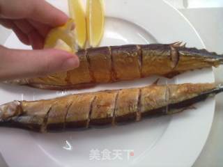 烤秋刀鱼的做法步骤：8
