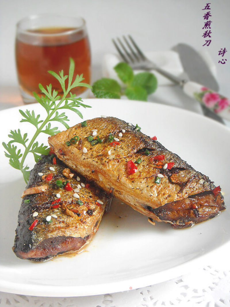 干煎秋刀—最简易的煎鱼的做法