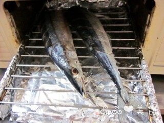 秋天的味道——盐烧秋刀鱼的做法步骤：8