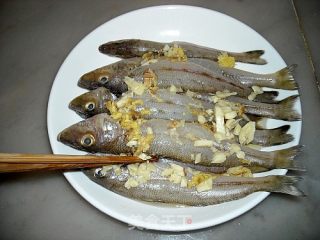 香煎沙尖鱼的做法步骤：4