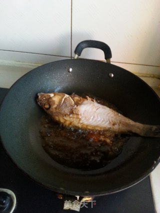 红烧石斑鱼的做法步骤：4