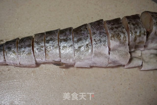 红烧明太鱼的做法步骤：3