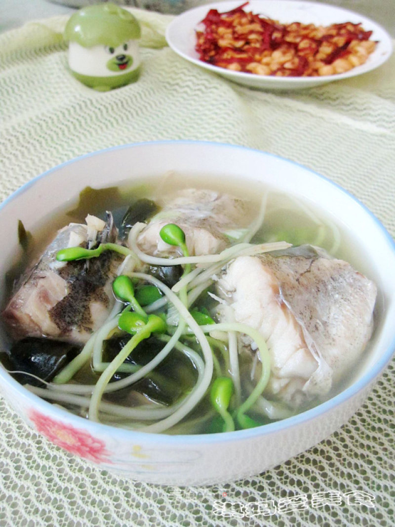 明太鱼豆芽汤的做法