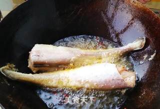 红烧明太鱼的做法步骤：5