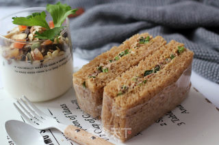 全麦红糖吐司（一键式）+金枪鱼芹菜三明治的做法步骤：16
