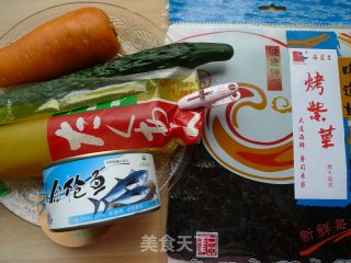 【花样寿司】----金枪鱼寿司的做法步骤：1