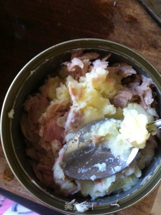 金枪鱼土豆泥生菜沙拉-自己在家也能做出大牌沙拉的味道-的做法步骤：6
