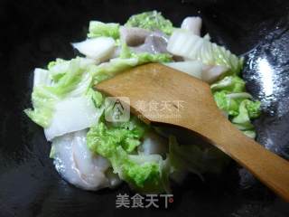 白菜煮虾潺的做法步骤：4