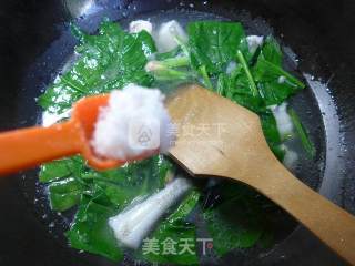 菠菜虾潺汤的做法步骤：6
