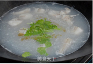 豆腐鱼煮粉丝汤的做法步骤：7