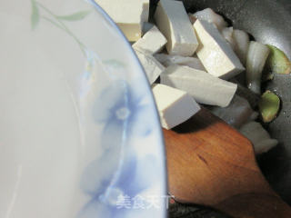 豆腐煮虾潺的做法步骤：5