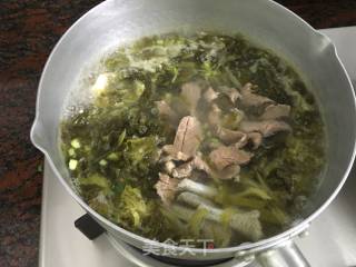 豆腐鱼酸菜汤的做法步骤：6