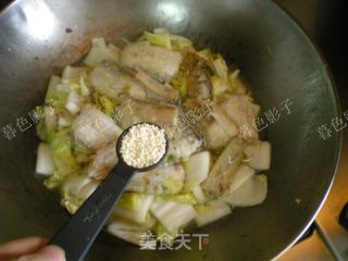 白菜炖海鱼的做法步骤：6